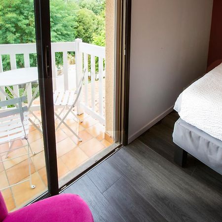 Logis Hotel - Restaurant - Spa - Le Relais De Farrou Villefranche-de-Rouergue Eksteriør billede